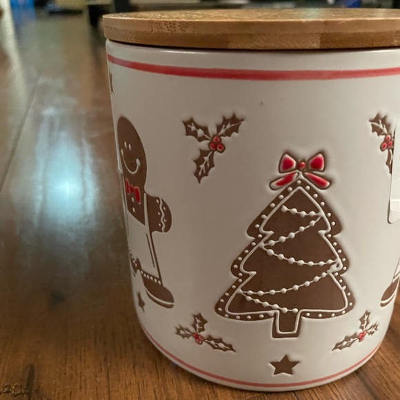 Eli+ Ana gingerbread man & Christmas tree cellar - Picture 3 of 4